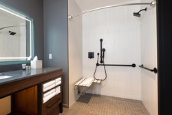  - Glenmark Hotel Glendale