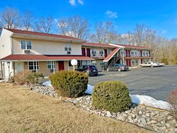  - Red Carpet Inn Berlin