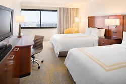  - Marriott Hotel Airport Burbank - I-5, Exit 148