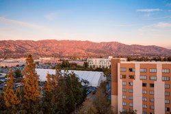  - Marriott Hotel Airport Burbank - I-5, Exit 148