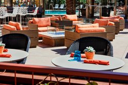  - Marriott Hotel Airport Burbank - I-5, Exit 148