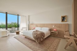  - West Hollywood EDITION Hotel