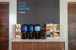  - Holiday Inn Express & Suites Beloit - I-39 & I-90, Exit 185