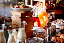  - Marriott Marina Beach Hotel Marina del Rey