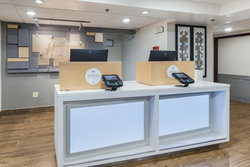  - Holiday Inn Express London