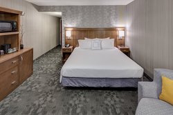  - Courtyard by Marriott Hotel University Medical Center