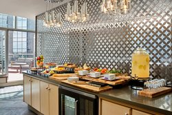  - Sheraton Suites Eau Claire Calgary