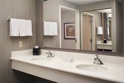  - Courtyard by Marriott Covington - I-71 & I-75, Exit 192