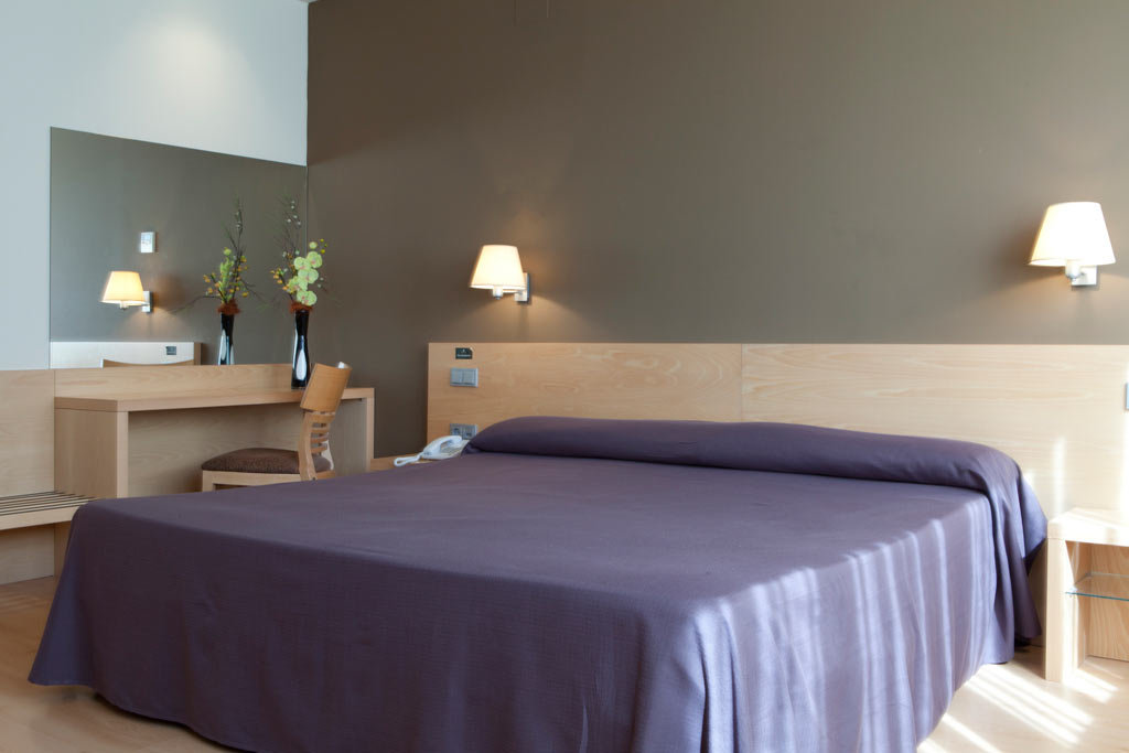 DANIYA ALICANTE-guestroom-451039 Guest Room.jpg