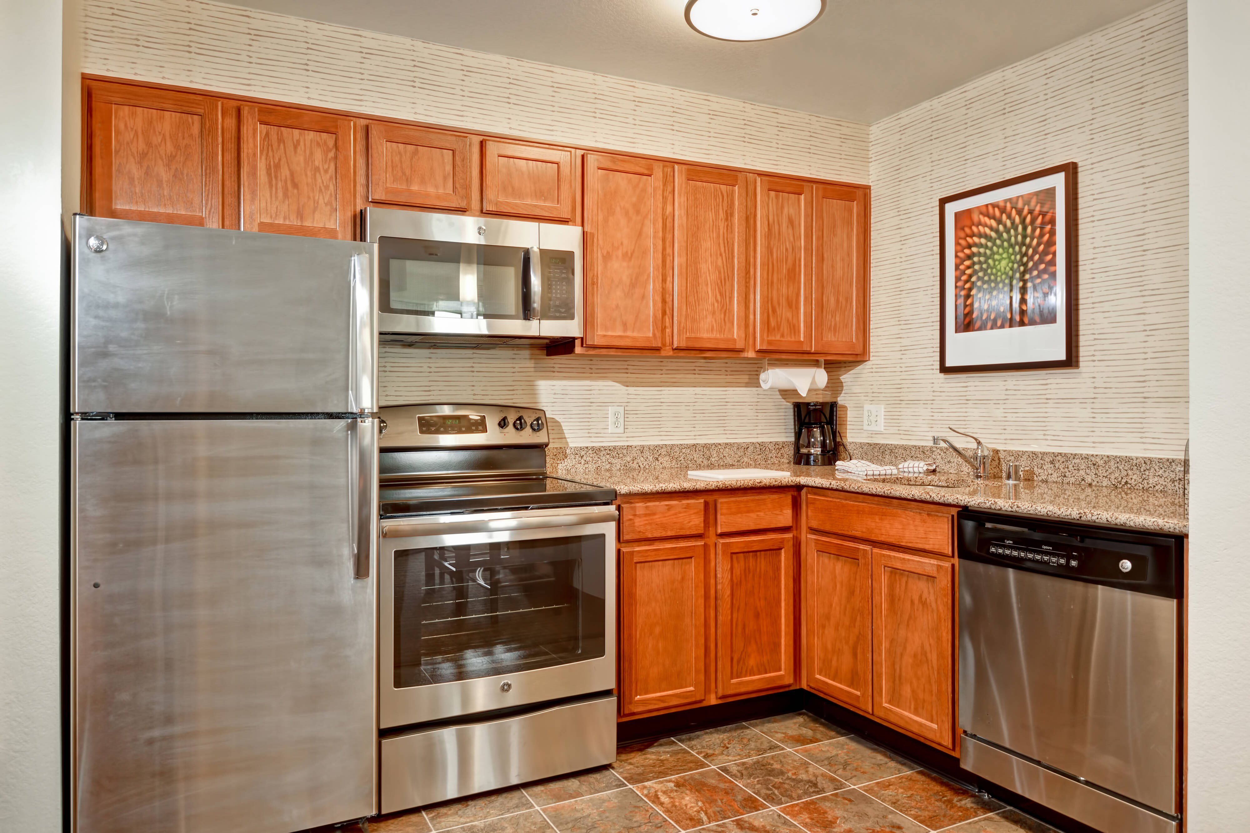 Residence Inn by Marriott Los Angeles LAX El Segundo-guestroom-Suite Kitchen.jpg