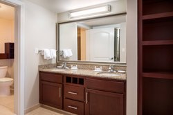  - Residence Inn by Marriott Cruise Port Long Beach - I-710, Exit 1A