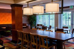  - Fairfield Inn & Suites by Marriott Bedford - I-70 & I-76, Exit 146