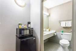  - Red Roof Inn Meridian - I-20 & I-59, Exit 153