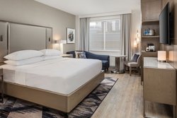  - Sheraton Hotel Downtown Duluth - I-35, Exit 256B