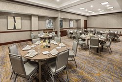  - Sheraton Hotel Downtown Duluth - I-35, Exit 256B