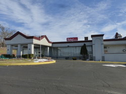 - Red Roof Inn New Stanton - I-70, Exit 57