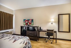  - Red Roof Inn Troy - I-55 & I-70, Exit 18