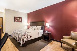  - Red Roof Inn Troy - I-55 & I-70, Exit 18