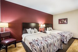  - Red Roof Inn Troy - I-55 & I-70, Exit 18