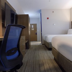  - Holiday Inn Express & Suites Mission
