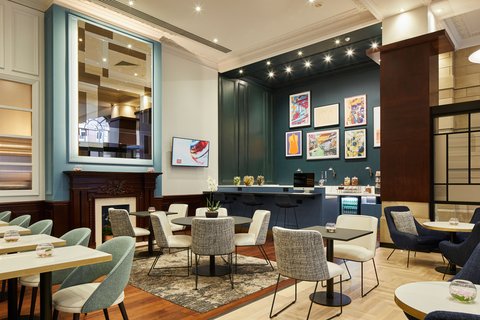 Executive Lounge
