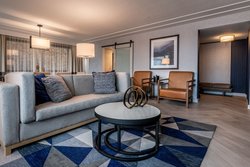  - Marriott Griffin Gate Resort Lexington - I-64 & I-75, Exit 115