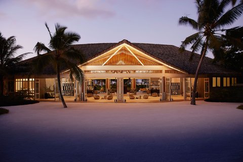 LE MERIDIEN MALDIVES RESORT - Photo 11