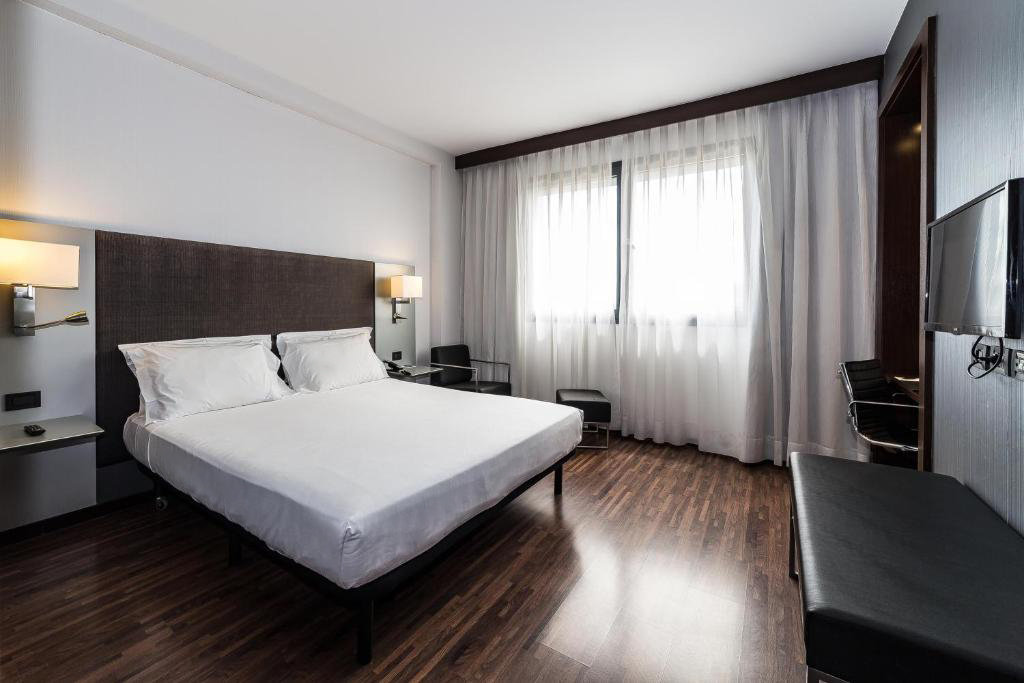 B-B HOTEL AREZZO-guestroom-GUEST ROOM.jpg