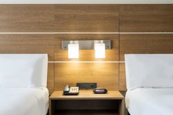  - Holiday Inn Express & Suites East Dallas - I-30, Exit 52