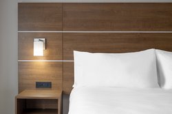  - Holiday Inn Express & Suites East Dallas - I-30, Exit 52