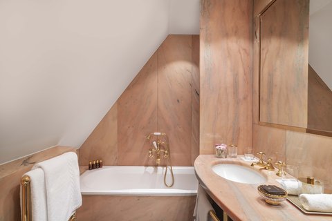 BADRUTT’S PALACE HOTEL - Photo 82