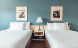  - Maui Seaside Hotel