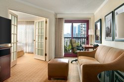  - Marriott Suites Midtown Atlanta - I-75 & I-85, Exit 250