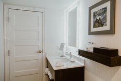  - Crowne Plaza Hotel Lord Beaverbrook Fredericton