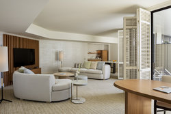  - Halekulani Hotel Waikiki Honolulu