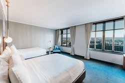  - Renaissance Saint Elm Hotel Downtown Dallas - I-345, Exit 284B