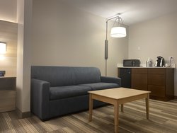  - Holiday Inn Express & Suites Logansport