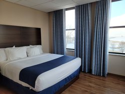  - Ariel Broadway Hotel Lorain