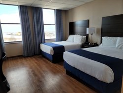  - Ariel Broadway Hotel Lorain