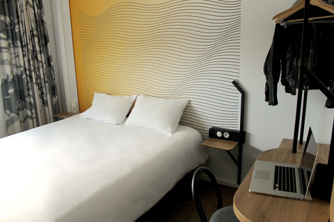 Room_02
