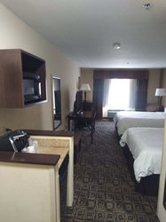  - Holiday Inn Express & Suites Zanesville