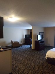  - Holiday Inn Express & Suites Zanesville