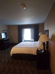 - Holiday Inn Express & Suites Zanesville