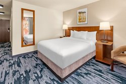  - Fairfield Inn & Suites by Marriott Downtown San Antonio - I-10 & I-35, Exit 155B