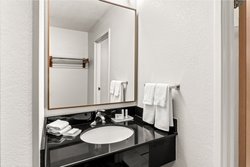  - Fairfield Inn & Suites by Marriott Downtown San Antonio - I-10 & I-35, Exit 155B