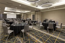  - Holiday Inn & Suites Maple Grove - I-94 & I-694, Exit 28