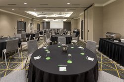  - Holiday Inn & Suites Maple Grove - I-94 & I-694, Exit 28