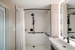  - Marriott Hotel Airport South Austin - I-35, Exit 230