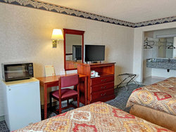  - Red Carpet Inn Williamstown