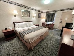  - Red Carpet Inn Williamstown